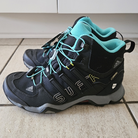 Adidas Gore-Tex Waterproof Hiking Shoes - Picture 4 of 7